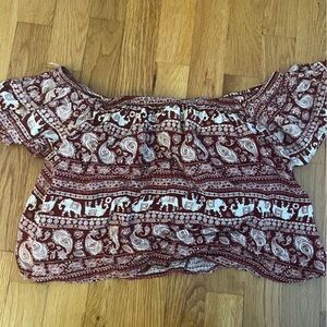 Rue 21 Elephant Print crop top / medium